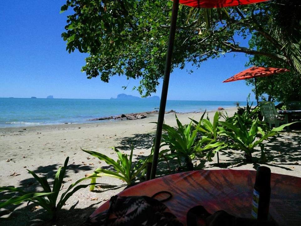 Dugong Koh Sukorn Hotell Ko Sukon Eksteriør bilde